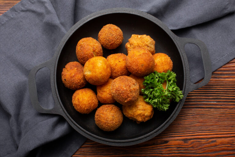 Arancini: Italy’s Golden Rice Balls Filled with Tradition and Flavour